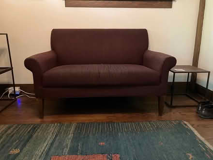 Photo of free Room and Board Settee (Evanston) #1