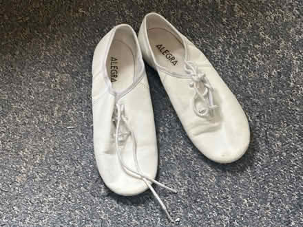 Photo of free Jazz shoes UK5 (EH9 Meadows) #1