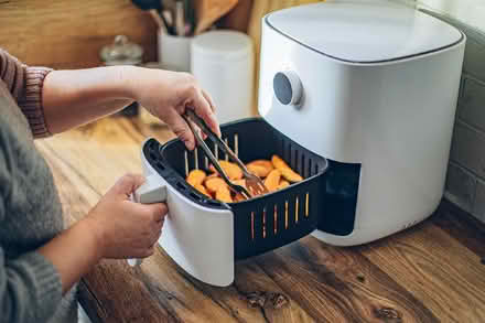 Photo of Used Air Fryer (Abbeyhill EH6) #1