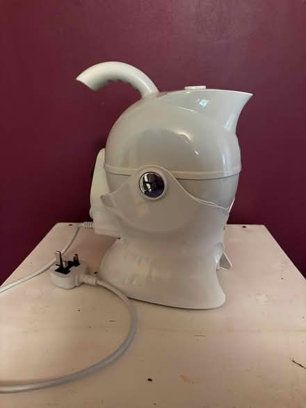 Photo of free Uccello kettle for limited mobility/sight impaired (Far Bletchley MK3) #3