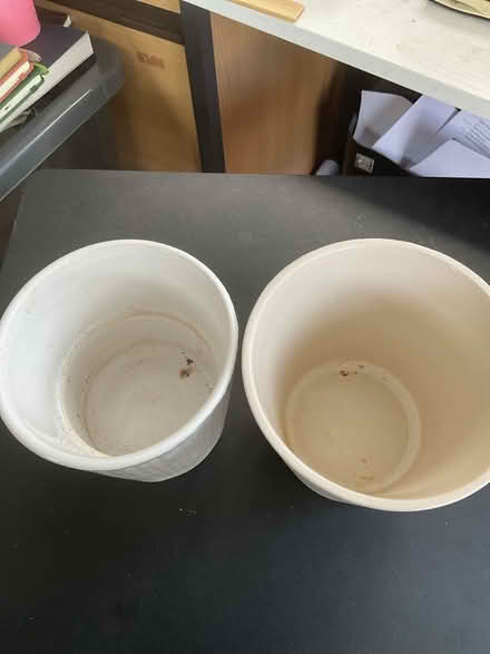 Photo of free Indoor Plant Pots (RG30 Tilehurst) #2
