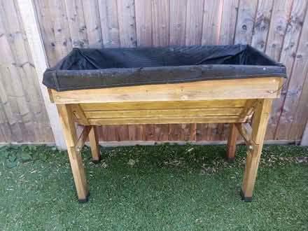 Photo of free VegTrug - Wall hugger planter (Ladywell SE13) #1
