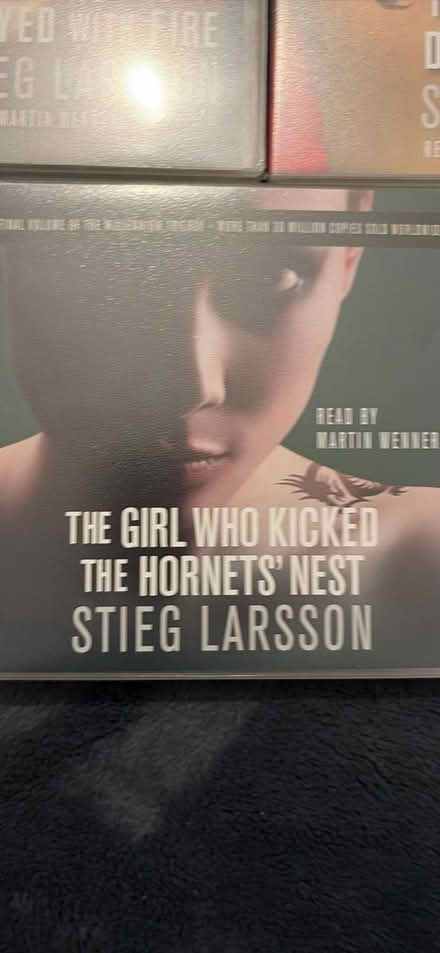 Photo of free Crime Novels on CD (G75 9PJ) #3
