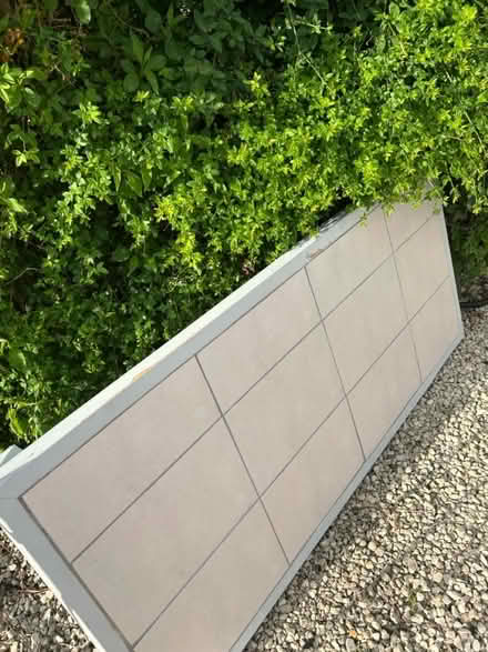 Photo of free Tiled work top (Swindon SN2) #2