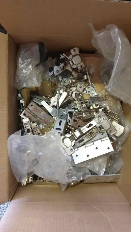 Photo of free Box of assorted kitchen fitting bits (Braintree CM7) #1