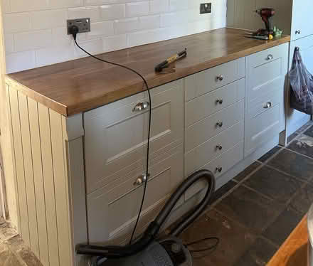 Photo of free Kitchen units, cupboard fronts & drawers (Charlton SE18) #1