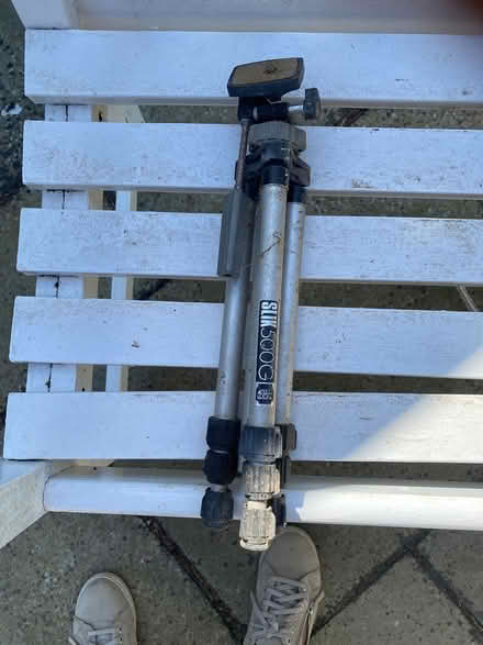 Photo of free Small tripod (Heath and Reach LU7) #1