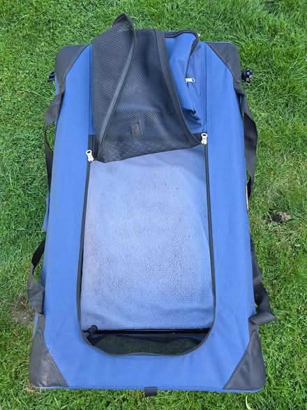 Photo of free Dog/Puppy Crate for car (Oxted) #2