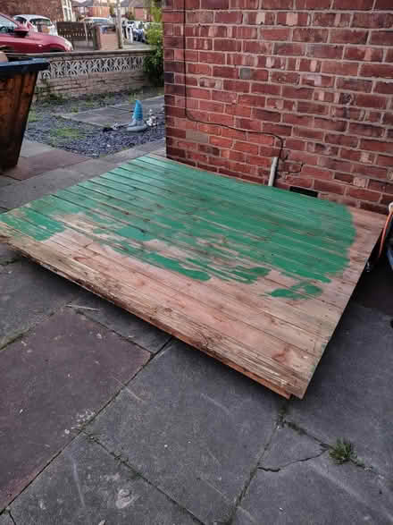 Photo of free Shed/ parts for shed (M43 Droylsden) #2