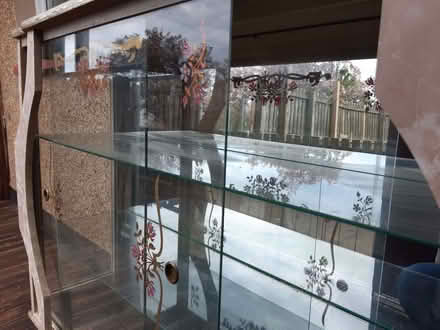 Photo of free Vintage/retro glass display cabinet w 3 levels (fragile! :) (Gilmerton EH17) #3