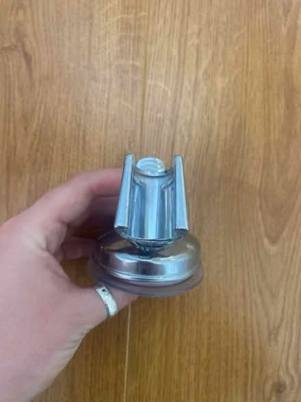 Photo of free shower head holder (RG4) #4