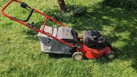 Photo of free Old petrol lawnmower (Allestree DE22) #2