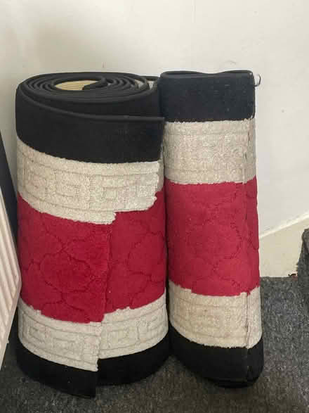 Photo of free Long rug/carpet (Poplar E14) #1