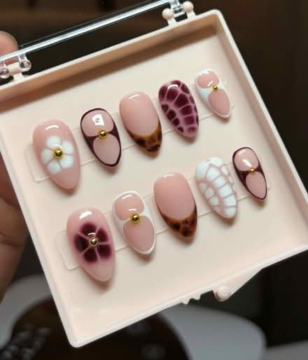 Photo of Handmade Presson (LE2 1TF) #1