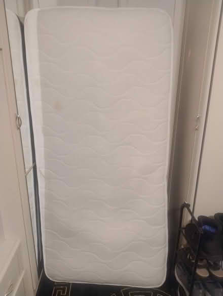 Photo of free Single bed (HP2) #2