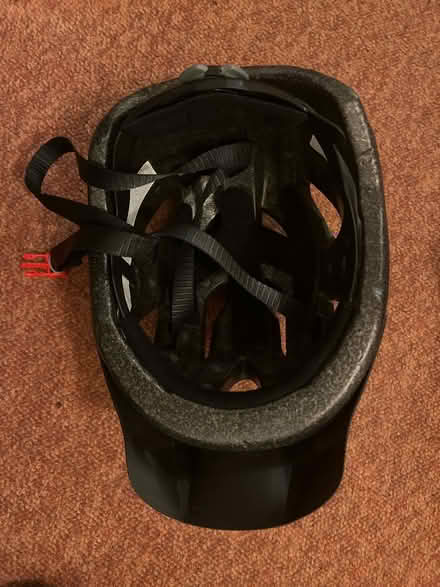 Photo of free Almost new bike helmet (Newnham area CB3) #3