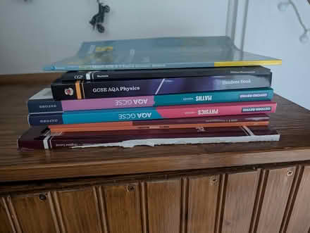 Photo of free GCSE revision books (Irlam M44) #1