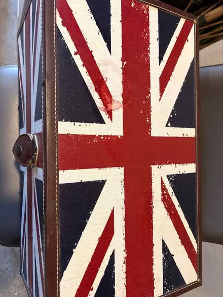 Photo of free Union Jack storage box (Willington DE65) #3