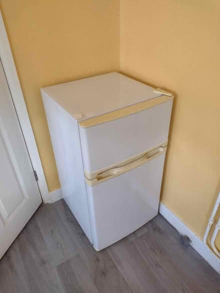 Photo of free Small fridge-freezer (Fleet Meadow OX11) #1