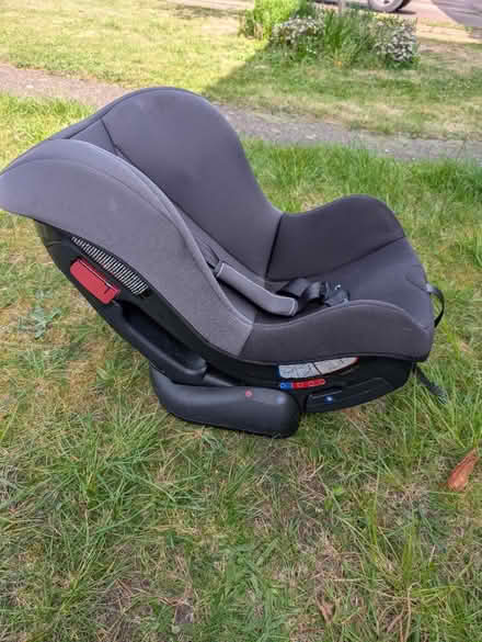 Photo of free Graco car seat 0-18 kg (Hatfield AL9) #1