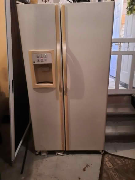Photo of free Refrigerator/freezer (Eager/M59 Roads) #1