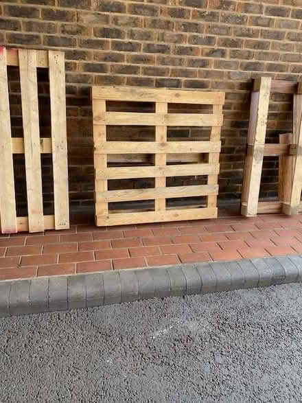 Photo of free 4 wooden pallets (Snaresbrook E11) #3