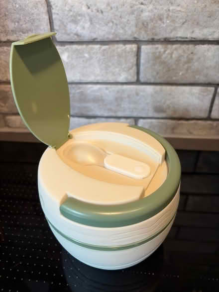 Photo of free Lunch container (Tilehurst RG30) #2