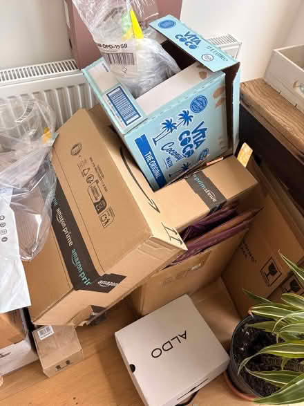 Photo of free Boxes/packing materials (North Kensington W10) #1