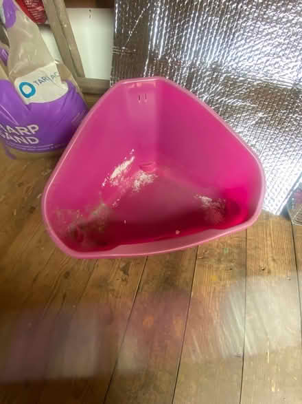 Photo of free Litter tray (Brookwood GU24) #1