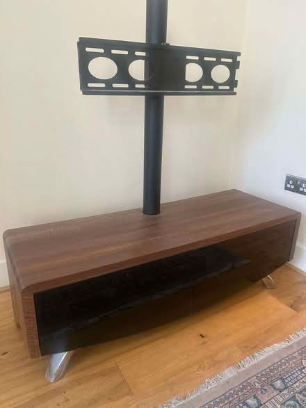 Photo of free TV Stand & Media Unit (Tooting SW17) #1