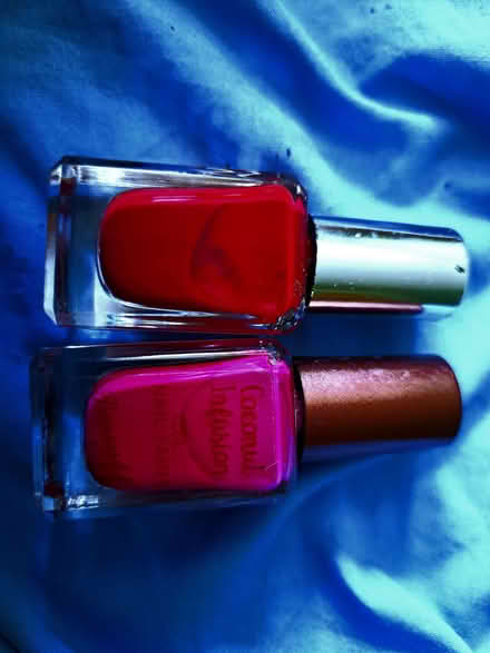 Photo of free Nail paint (ruby red and pink) (Battle RG30) #1