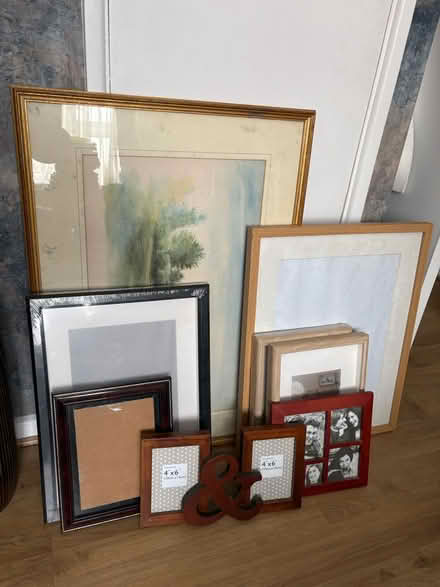 Photo of free Assorted Picture Frames (Sonning RG4) #3