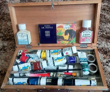 Photo of free Artists Materials (Caversham RG4) #1