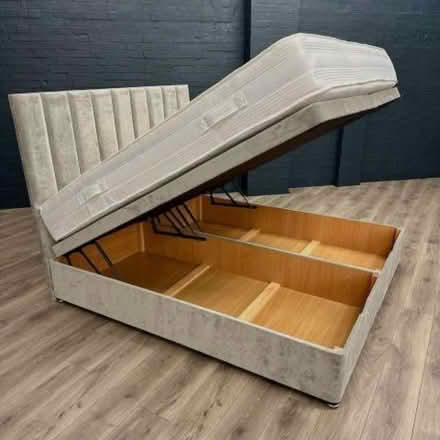 Photo of 1 King Size Ottoman Gas-Lift Bed – white Storage Bed (Poplar E14) #1