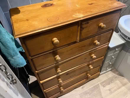Photo of free Solid pine chest of drawers ( does not come apart ) (Lamberhead Green WN5) #1