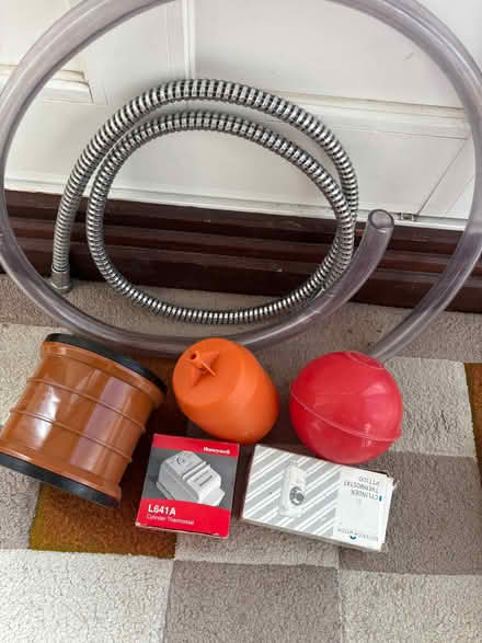 Photo of free Plumbing bits and pieces (Bexleyheath DA6) #2