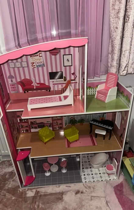 Photo of free Dolls house (Redditch B98) #1