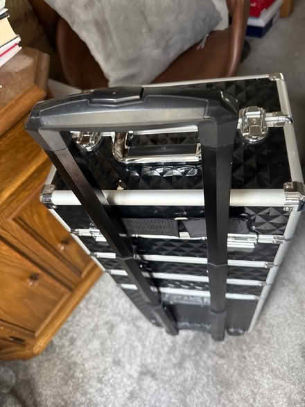 Photo of free Makeup vanity (Solihull lode heath B92) #1