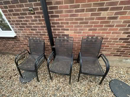 Photo of free Kettler table and 6 chairs (CB3) #2
