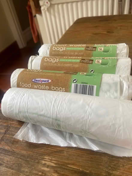 Photo of free 5 litre food waste bags (Middlefield Farm OX28) #1