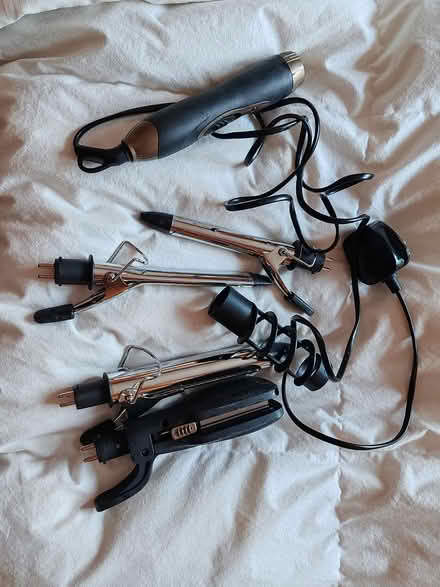 Photo of free Hair tongs (Hamstreet TN26) #1
