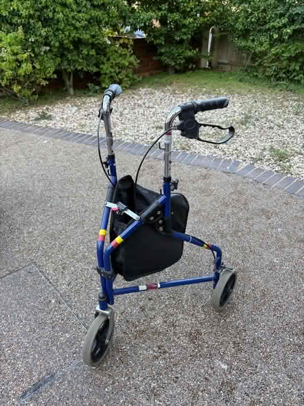 Photo of free Walking Frame (Cricket Road OX4) #1