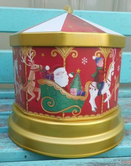 Photo of free Christmas musical tin (empty) (East Croydon CR0) #1