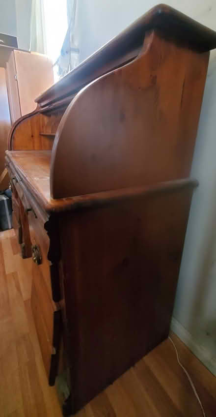 Photo of free Desk (San Fernando Valley) #2
