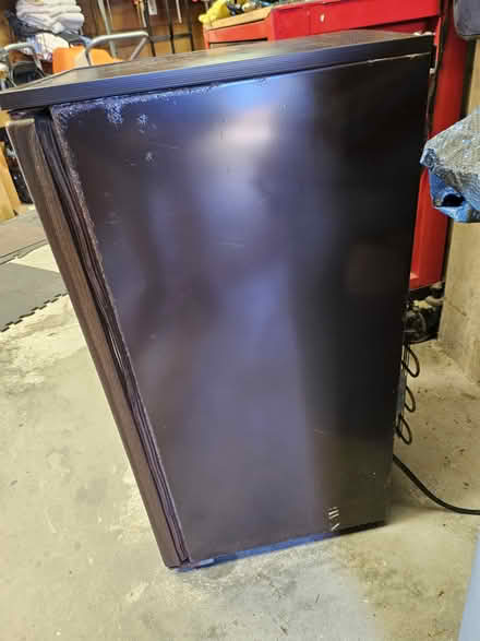 Photo of free Small refrigerator (Vashon Island north end) #4