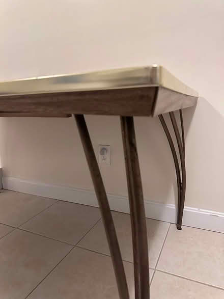 Photo of free Kitchen table (Marathon st) #2