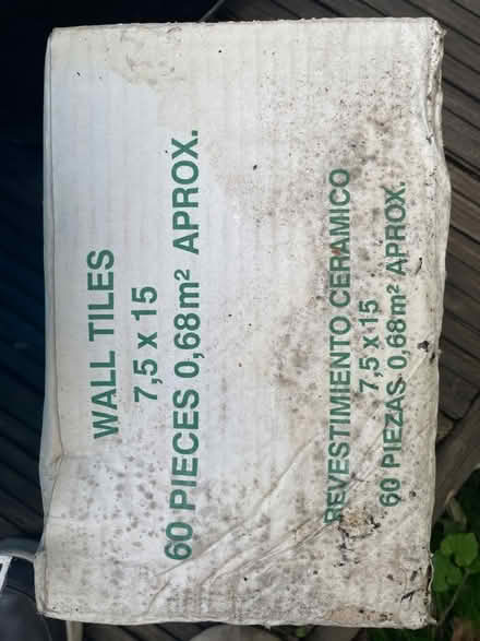 Photo of free White subway tiles (Lavender Hill SW11) #1