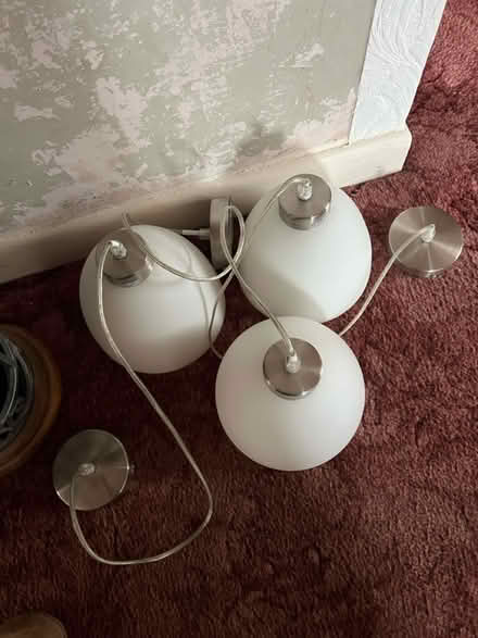 Photo of free 3 hanging lamps (Caton) #1
