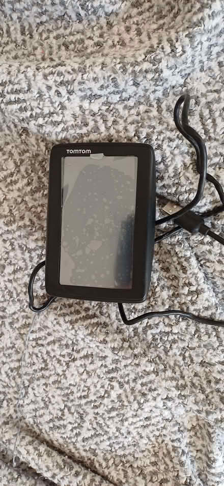 Photo of free Sat nav for car (Buggs Bottom RG4) #1