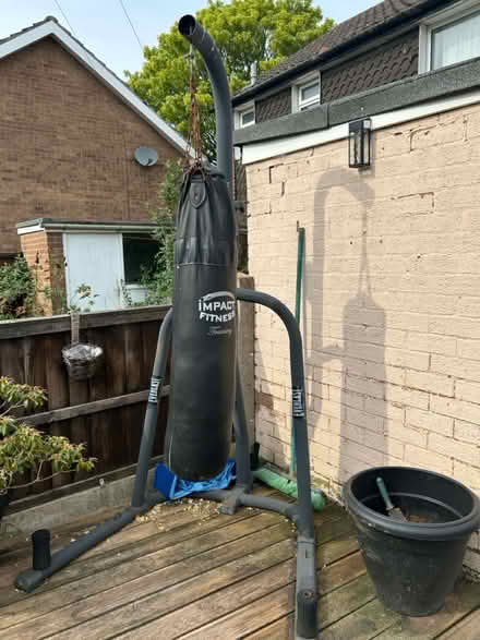 Photo of free Punch bag and stand (Stapleford nottm) #1